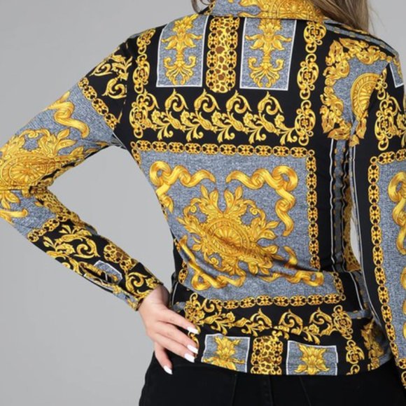 Women Top Down Collared Top - Picture 5 of 6